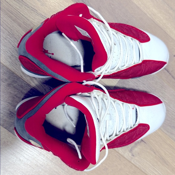 Air Jordan 13 Retro Gym Red Flint Grey shoe - Picture 7 of 7